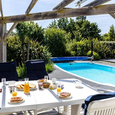 Large, Detached With A Dishwasher, 800 M From The Sea