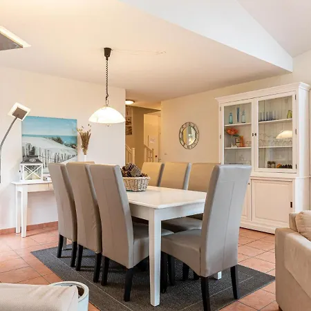 Large, Detached With A Dishwasher, 800 M From The Sea וילה *